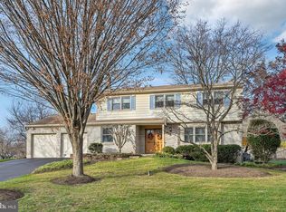 513 Mourning Dove Rd, Audubon, PA 19403