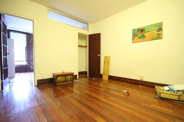 Rented by Dynamik Realty | media 5