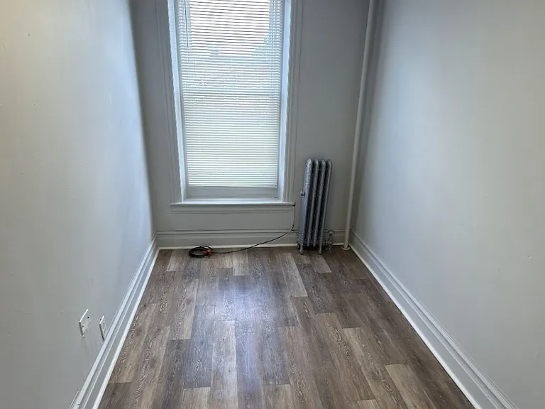 1329 W Chew St — Photo 2