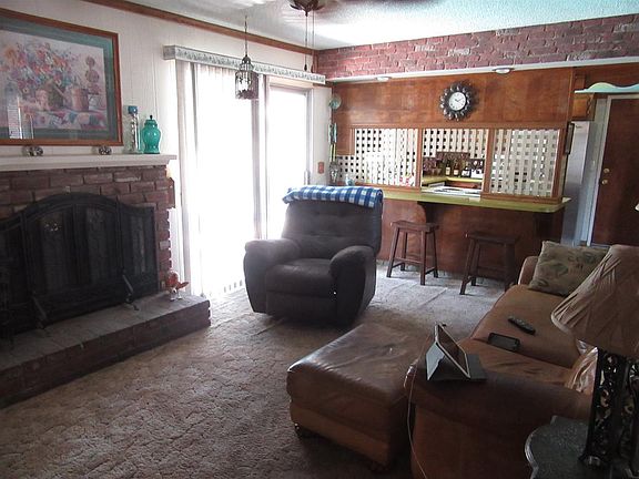 4th image of 3449 W Tulare Ave