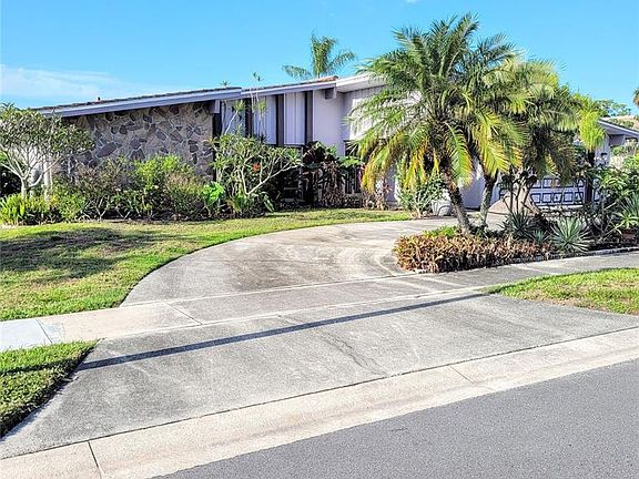 2nd image of 7256 Antigua Pl