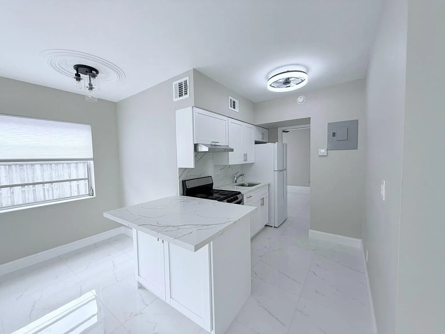 1 bed, 1.0 bath, 800 sqft, $1,795 — Photo 4