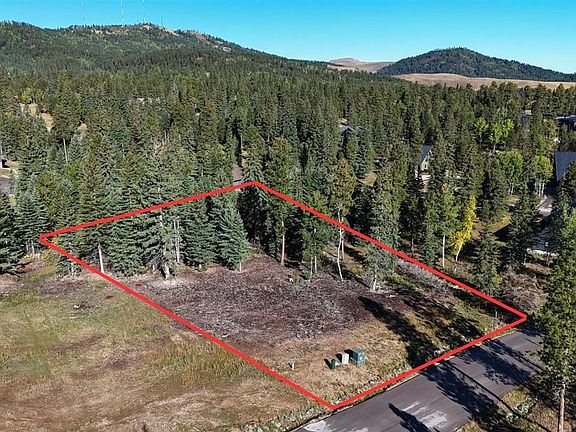 2nd image of 12 Trailside Rd
