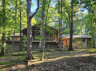 403 Hall St, Mount Ida, AR 71957