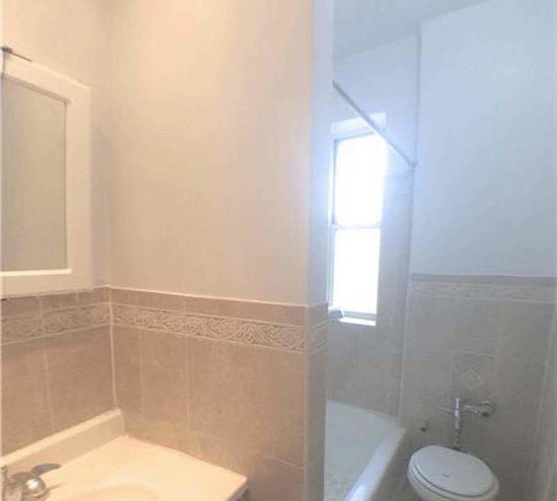 2nd image of 261 Seaman Ave APT 2F