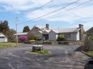 64 Champlin Rd, Saunderstown, RI 02874