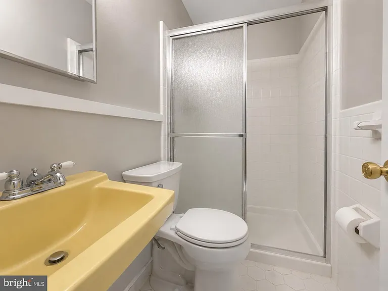 14761 Ealing Ct — Photo 14