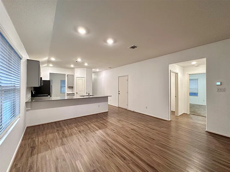 6508 Cetone Ter — Photo 13