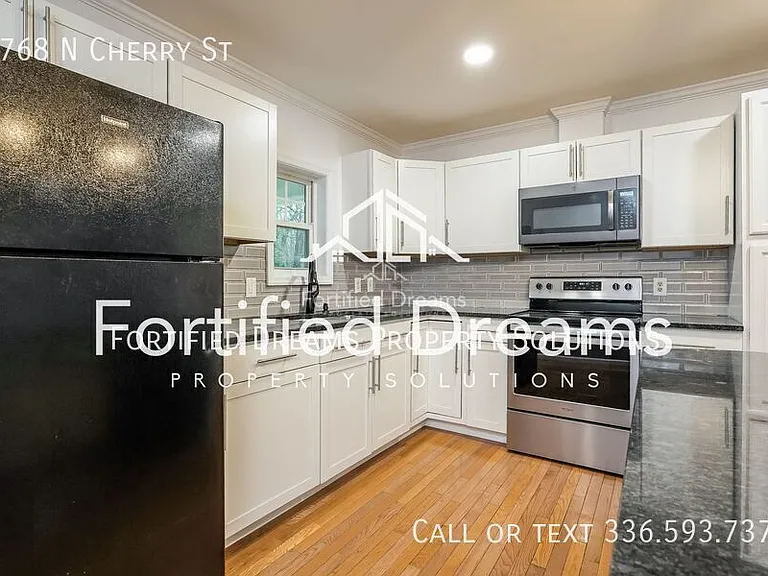 4768 N Cherry St — Photo 6