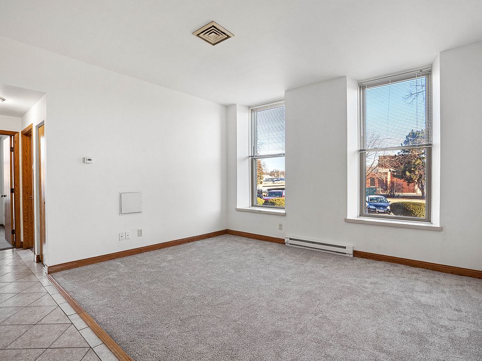 1st image of 222 N Franklin St #114