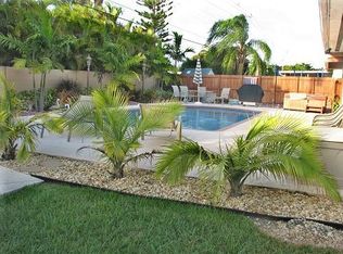 8991 Ridgeland Dr, Cutler Bay, FL 33157