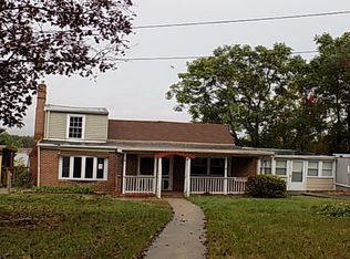 208 Wagners Ln, Baltimore, MD 21221