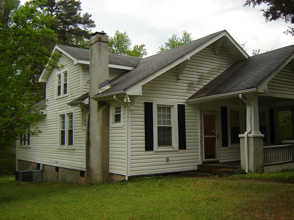 731 Peyton Ave