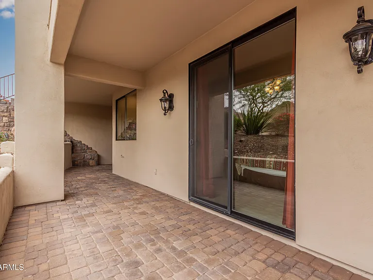 36138 N Summit Dr — Photo 48