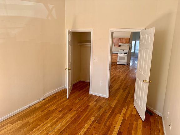 3rd image of 24 Mount Everett St APT 1