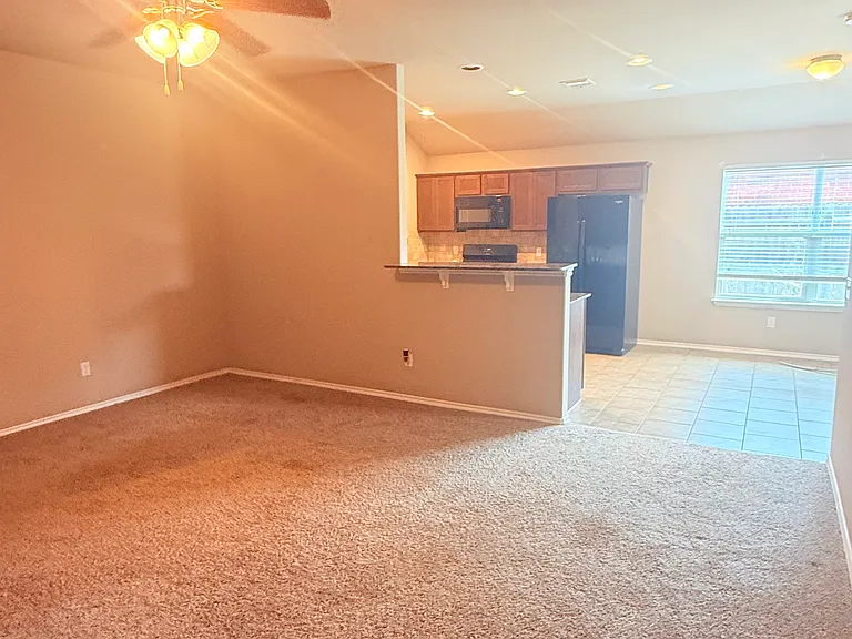 2921 Thompson Farm Ln — Photo 27