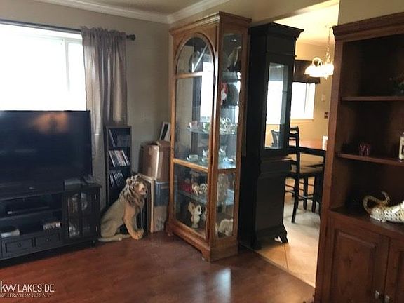 3rd image of 31044 Shawn Dr