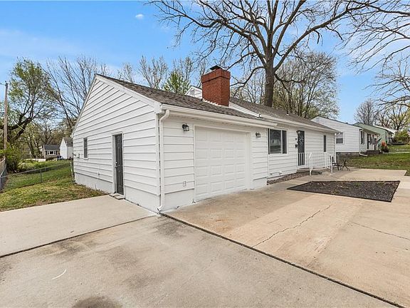 4th image of 1007 NE 67th St