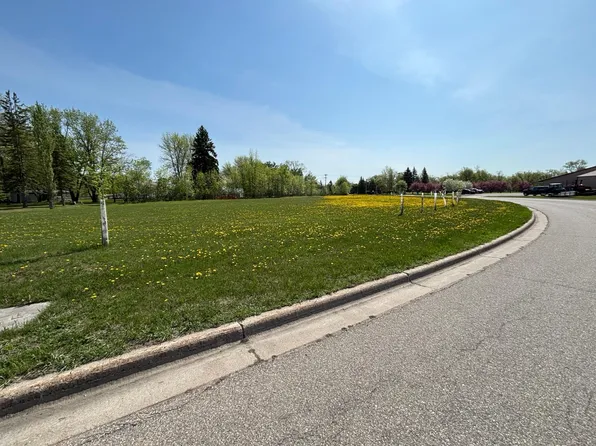 0 1st St E, Thief River Falls, MN 56701