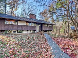 11 Hiddenwood Path, Lincoln, MA 01773