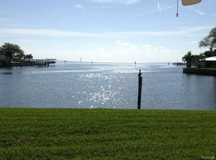 1361 Snell Isle Blvd NE APT 2, Saint Petersburg, FL 33704