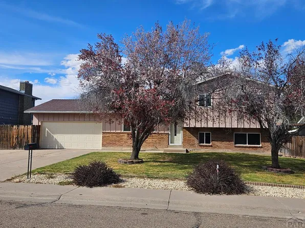 58 Briarwood Cir, Pueblo, CO 81005