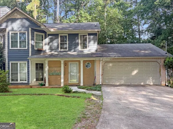 900 Cremins Rd, Lawrenceville, GA 30046