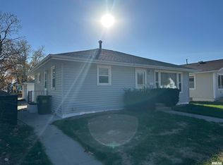 1124 13th Ave, Fulton, IL 61252