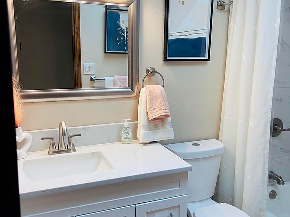 5th image of 5536 Camino Viento NW