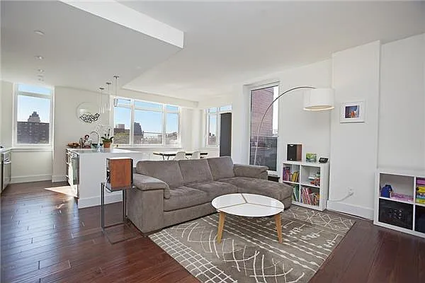 Rented by Space Marketing Shop | media 15