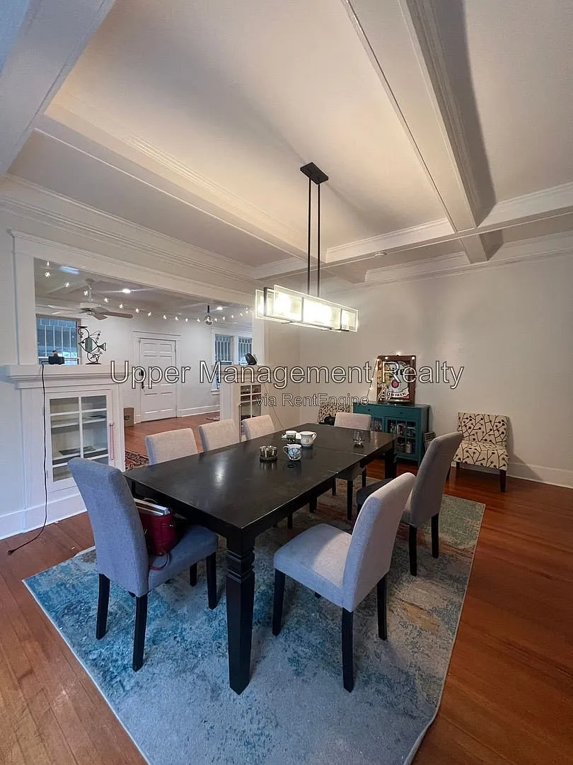 5 bed, 2.0 bath, 3350 sqft, $6,750 — Photo 4