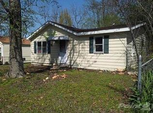 2116 N Grace Ave, Springfield, MO 65803