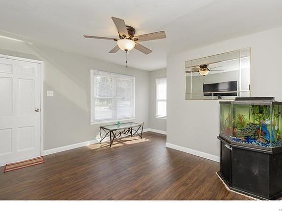4th image of 8624 Engler Ave