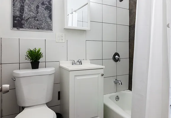 Rented by Rennit Inc. | media 12