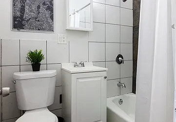 Rented by Rennit Inc.