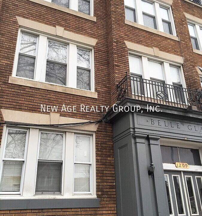 1st image of 1209 S 58th St #1E