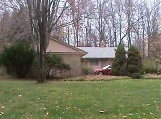 29324 Lansing Dr, Westlake, OH 44145