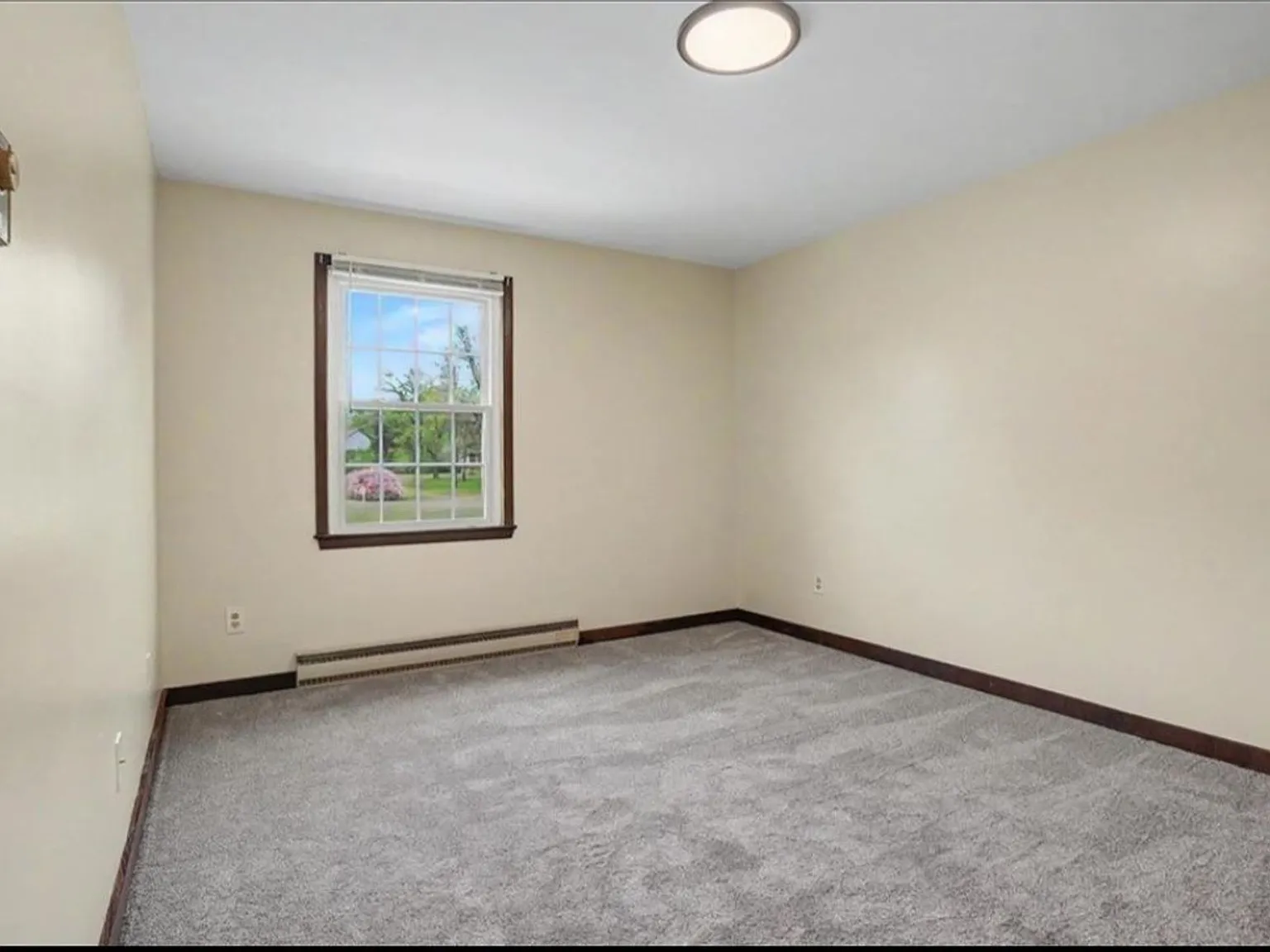 298 Meridian Rd Apt 2 — Photo 1