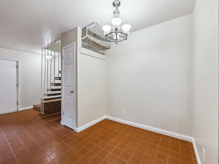1205 Autrey St #9 — Photo 9