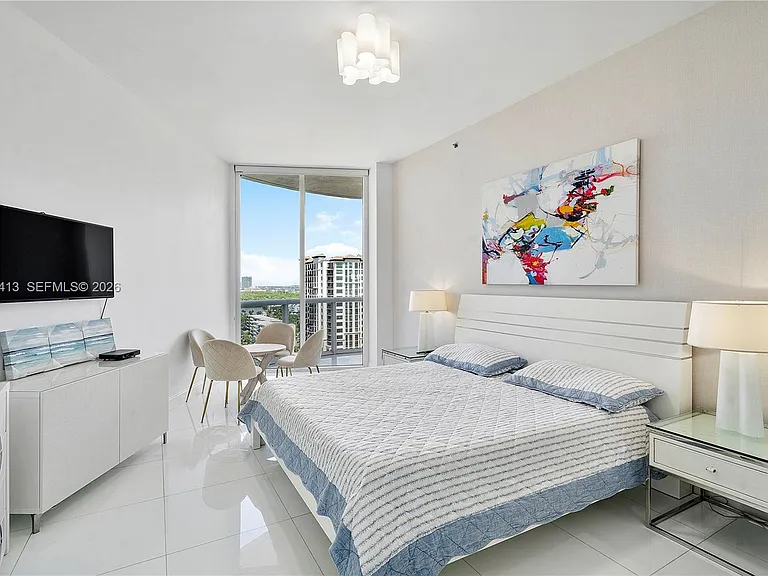 15811 Collins Ave #1205-fl 331 — Photo 22