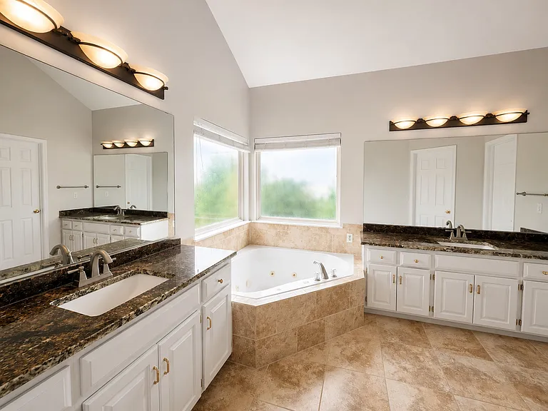 13251 Bluejacket St — Photo 12