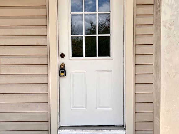 4th image of 1131 Avant Ave
