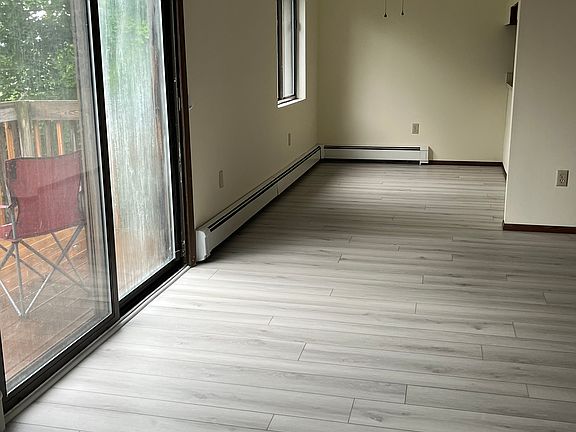 3rd image of 2608 Watson Blvd #B10