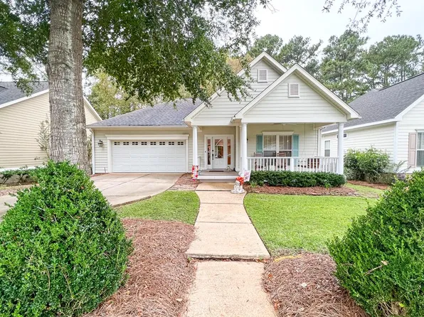 528 Orchard Cir, Dothan, AL 36305