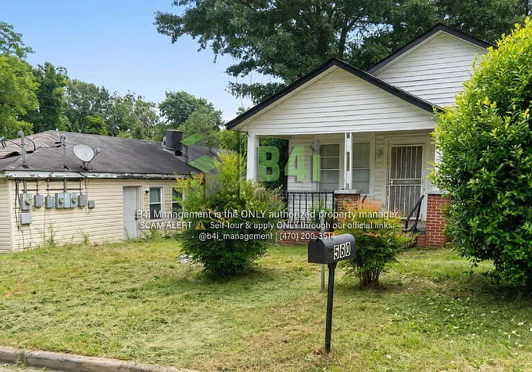 560 Radcliff Ave — Photo 17