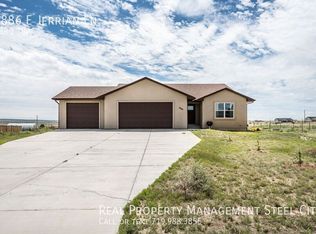 1886 E Jerrian Ln, Pueblo West, CO 81007