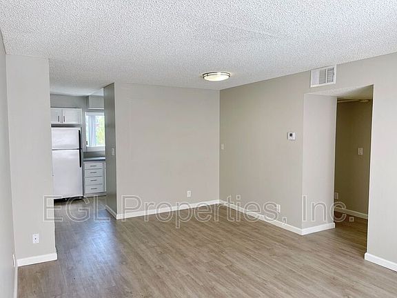4th image of 1103 W Angeleno Ave APT F