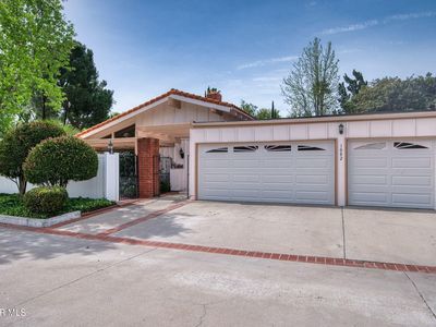 1082 S Barrow Ct, Westlake Village, CA, 91361