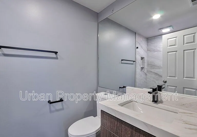 44 W Broadway #2405S — Photo 19