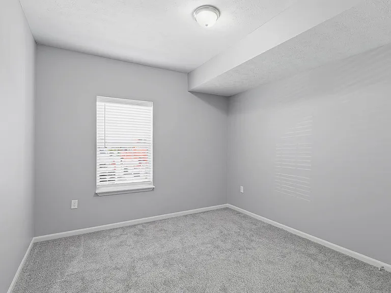 Small BR in 2BR, 1BA Floorplan